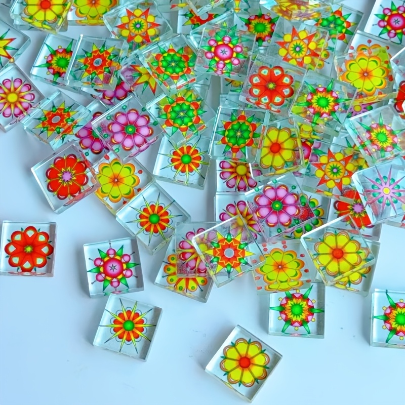Candle Making Uk - 100/200グラムの透明モザイク素材、2.3*2.3cmのカラフルなプリントモザイクガラス片、DIY手作りキャンドルホルダー、コースター、フォトフレームのインレイ素材、子供用アートクラフト、ガラス正方形に適しています。